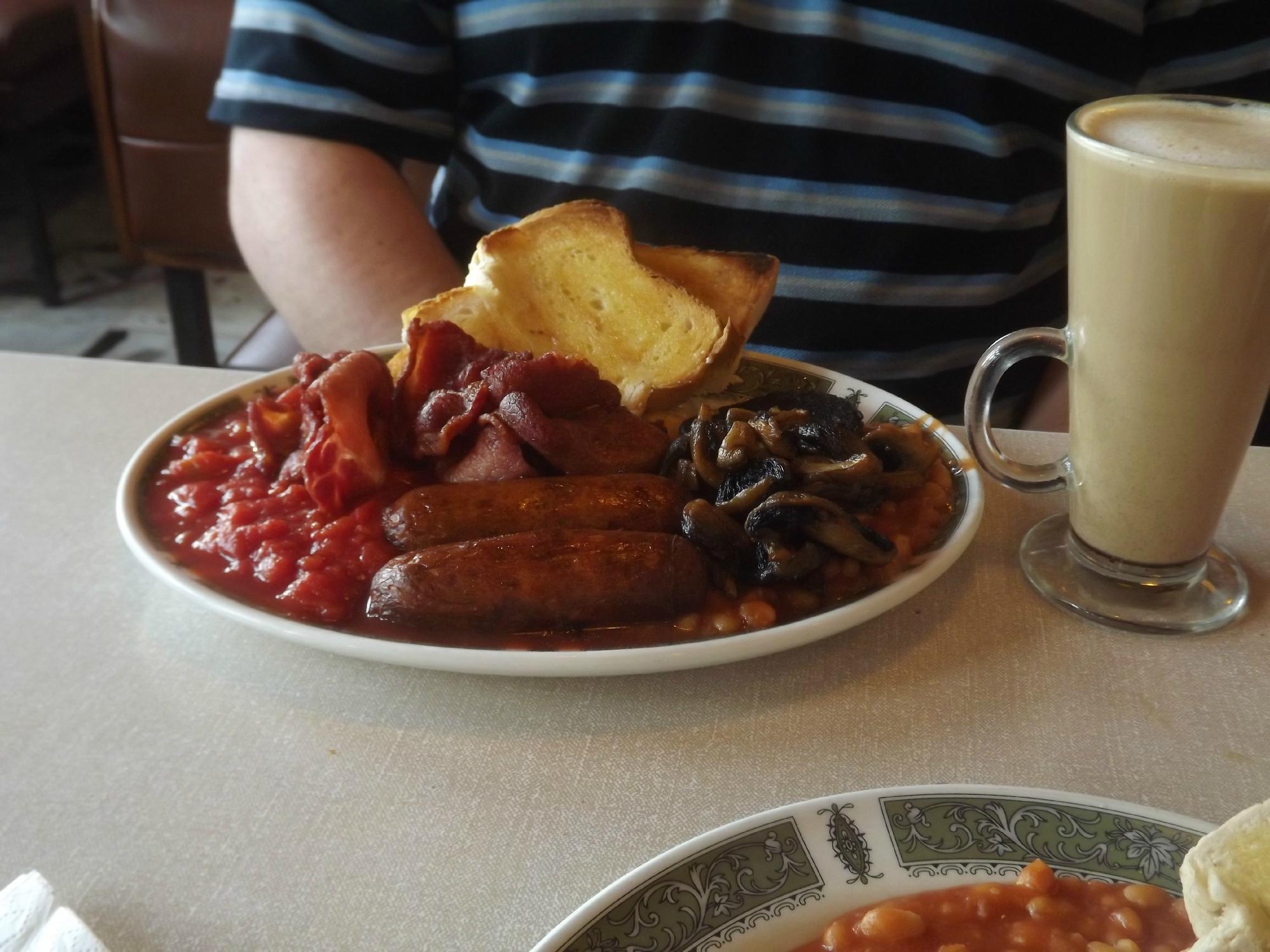 best-cafes-in-porthcawl-wales-2024-restaurantji