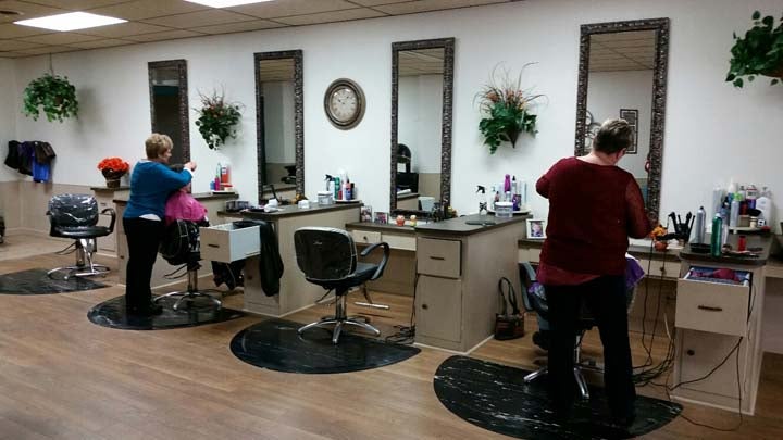 Magic Touch Salon 2882 Main St, East Troy Wisconsin 53120