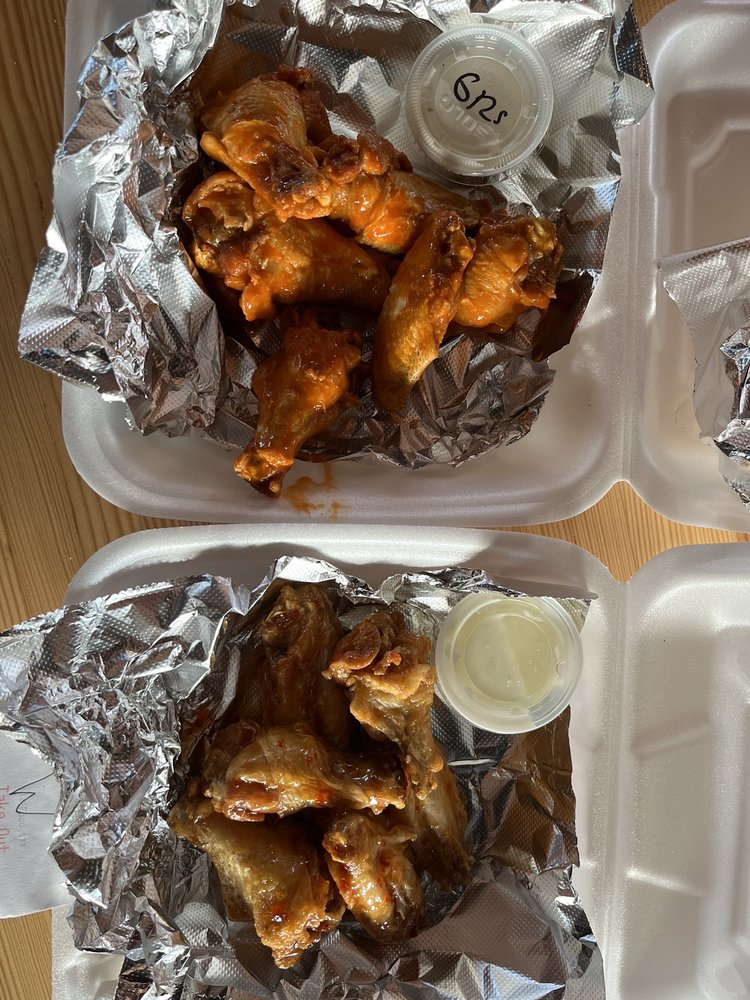 South Lanes Pizza & Wings
