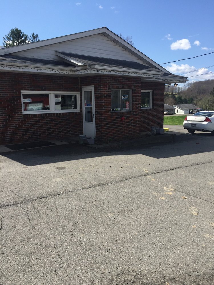 Hilltop Diner and Pizzeria